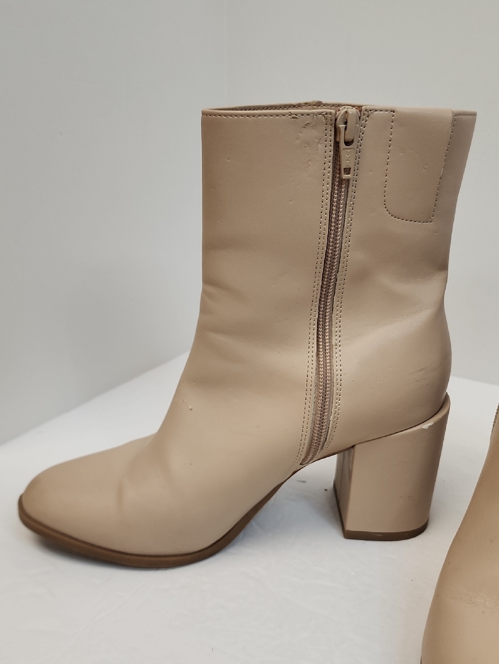A New Day Tan Faux Leather Block Heel Ankle Boots Size 7 - Picture 4 of 14